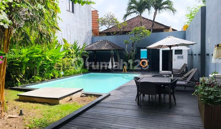Full View Rumah Style Villa di Jimbaran