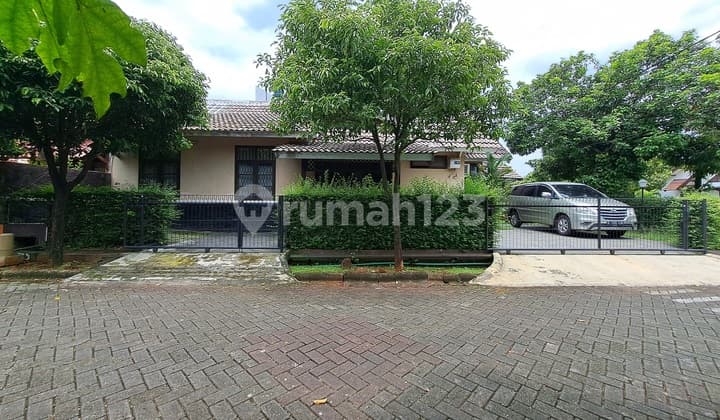 Rumah di Kemang Pratama