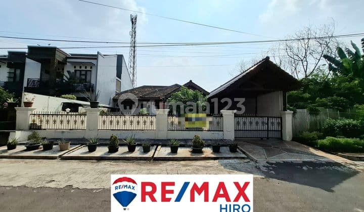 Rumah Dengan Tanah Luas di Jaka Permai Bekasi