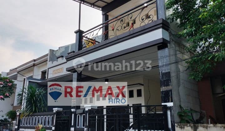 Rumah Cantik 2 Lantai di sekitar Galaxy