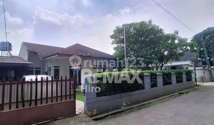 Rumah Hook Dekat Galaxy