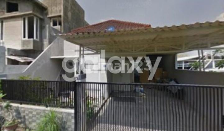 Rumah Minimalis Manyar Indah, Plafon Tinggi 4,6M!