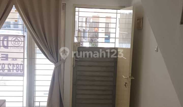 Dijual Rumah di Golden Palm - Bagus Rapi Siap Huni Minimalis (Er)