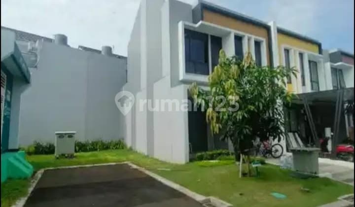 Murah Rumah Hook Semi Furnished Lahan Parkir Luas Cluster Baroni
