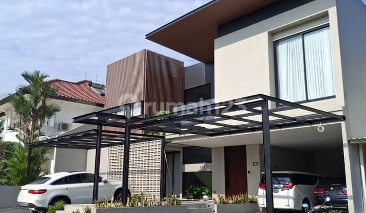 Rmh Mewah Modern High Ceiling + Swimming Pool