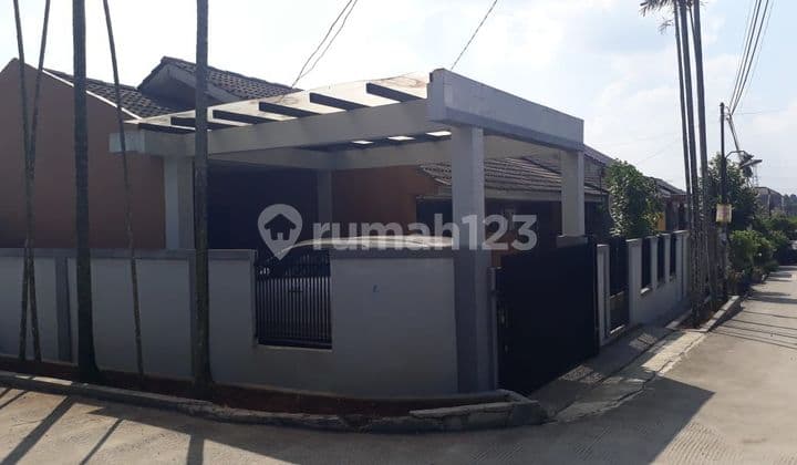 Rumah dijual di Perum reni jaya pondok petir SHM Sudah Renovasi