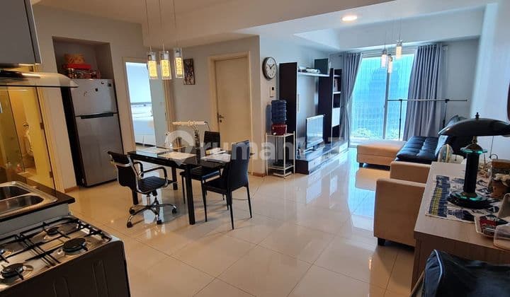 APARTEMENT CASA GRANDE TOWER MIRAGE 2 BR UNIT BAGUS DAN RAPI