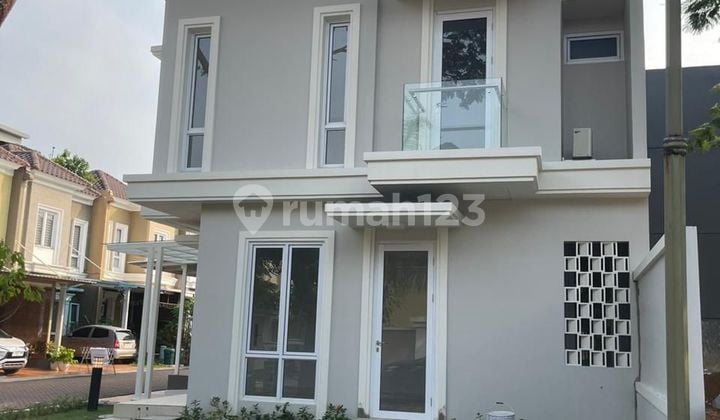 For sale new house never occupied corner position in Karelia Gading Serpong