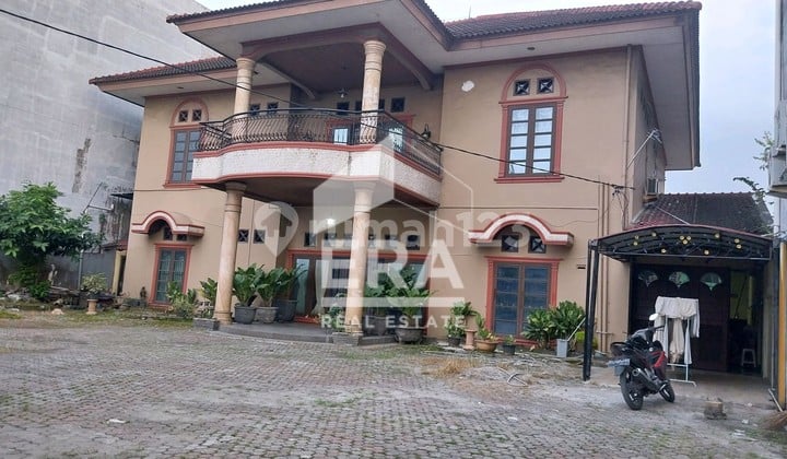 RUMAH MEWAH & LUAS 2 LANTAI MEDAN HELVETIA