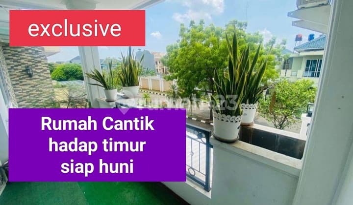 Rumah dijual boulevard taman golf 2 Lantai di Modernland