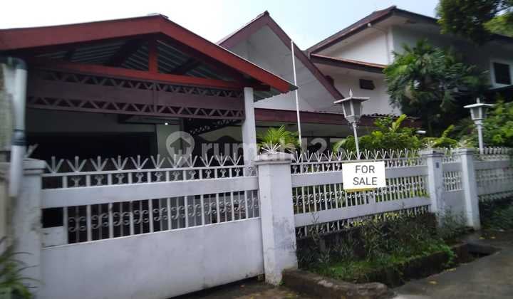 Rumah di Senopati Area Kebayoran Baru, Jakarta Selatan Rumah di Senopati Area Kebayoran Baru, Jakarta Selatan