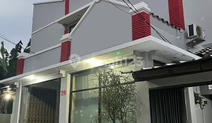 Rumah di Kawasan Bambu Apus, Jakarta Timur