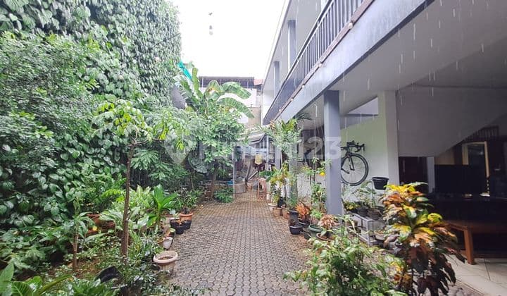 Rumah Tinggal Siap Huni di Mampang Prapatan, Jakarta Selatan