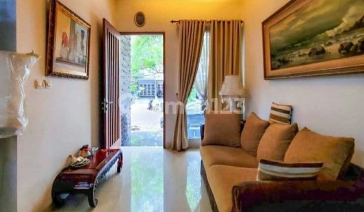 Rumah 2 Lantai Siap Huni di Bintaro, Tangerang Selatan