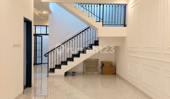 Brand New House in Kebayoran Lama, Rare Find