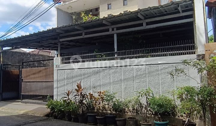 Ready-to-Occupy House in Ulujami Area, South Jakarta