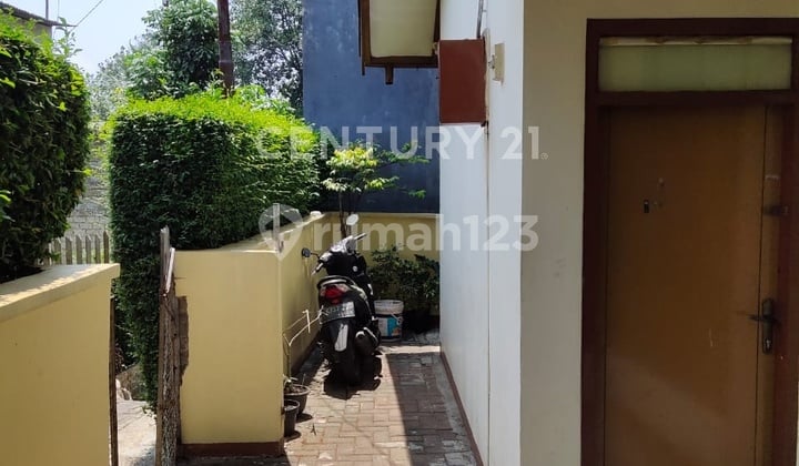 Rumah Kost Strategis Dijual Dekat Universitas Parahyangan Bandung