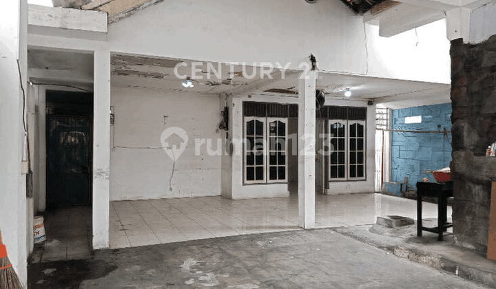Rumah Lokasi Stategis bisa untuk Usaha dan Tinggal Jakarta Pusat