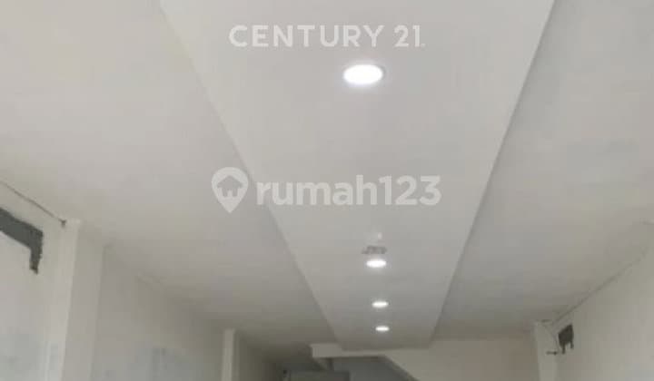 Ruko 4 Lantai Di Rawamangun Hadap Utara