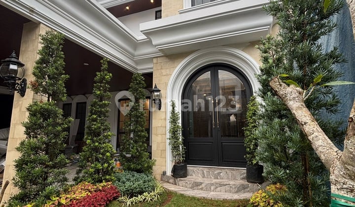 Rumah Mewah Full Furnish Siap Huni 5 Menit Ke Pintu.