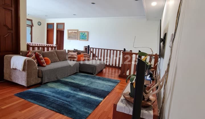 Rumah Tropical Di Alam Sutera Serasa Tinggal Di Bali