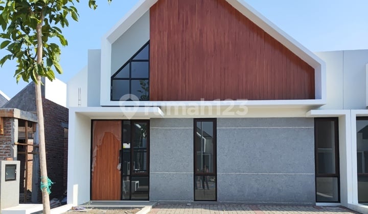 Rumah Bagus Siap Huni Di Grand Alexandria