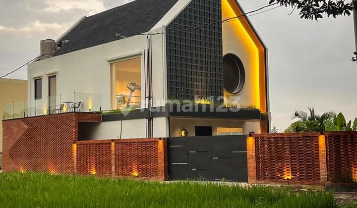 Villa 2 Lantai 3 Kamar Blahkiuh Abiansemal Badung
