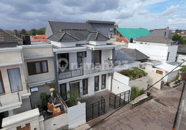 Min 3 Tahun Villa 4 Kamar Blongkeker Puri Gading Jimbaran