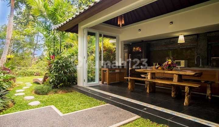Villa Mewah Full Furnished 5 Kamar Ubud Gianyar