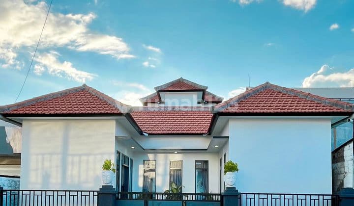 20 Tahun Villa Baru 2 LT 3 KT Persada Kerobokan Badung