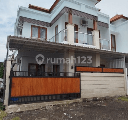 South-Facing 2-Story House with 3 Bedrooms on Cokroaminoto, North Denpasar