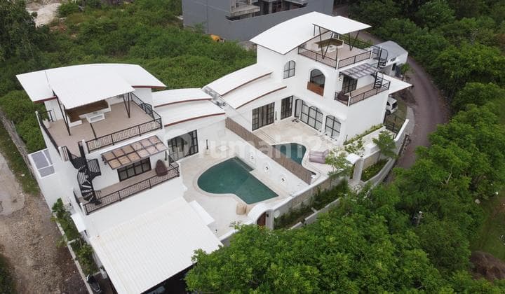 25 Luxury Villa with Sea View Rooftop Furnished 3 Bedrooms Ungasan