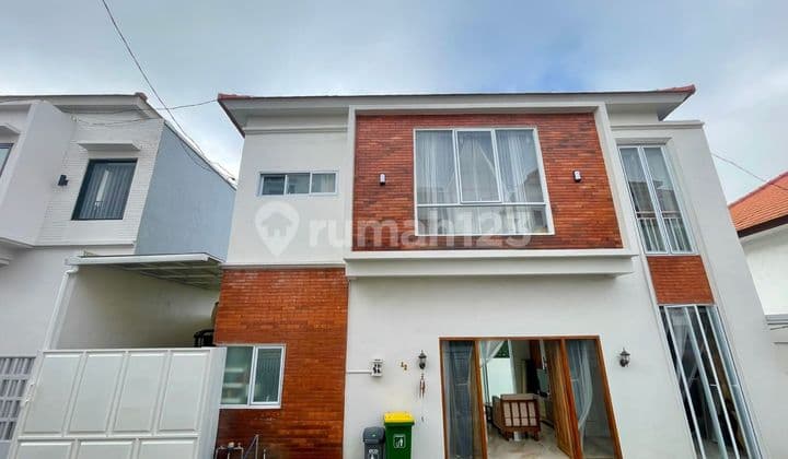 Modern Villa, Facing South, 3 Floors, 2 Bedrooms, Bali Cliff Ungasan Badung