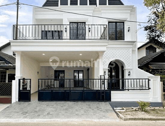 Dijual Rumah Classic dengan Kolam Renang Bintaro Jaya Sektor 3