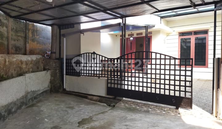 Rumah Bagus Semi Furnished Siap Huni dengan Hunian Nyaman dan Asri @Serpong Utara