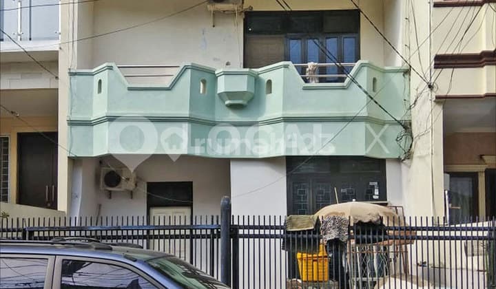 Rumah Kelapa Hibrida Kelapa Gading, Jakarta Utara