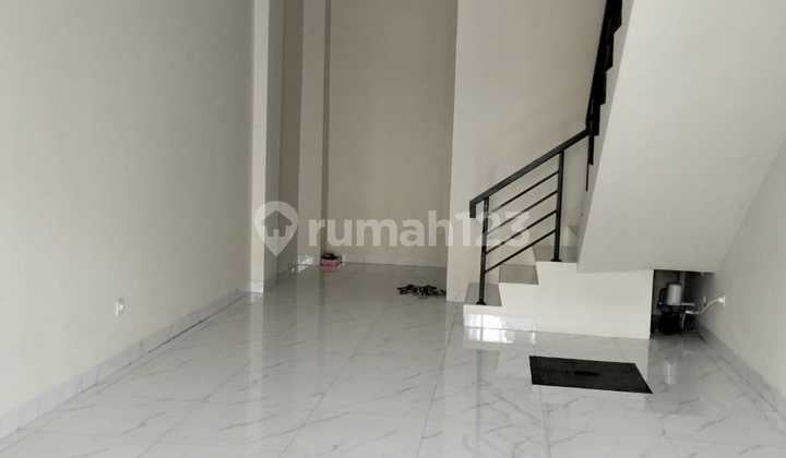 Disewakan Murah Ruko Siap Huni, 2 Lantai, di Pasar Modern Banjar Wijaya