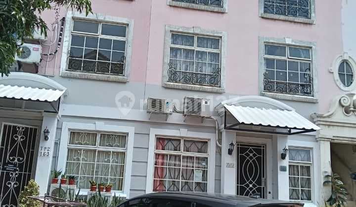 Dijual / disewa Town House Taman Paris Lippo Utara 2 lantai