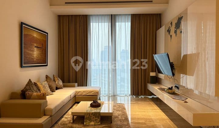 La vie All Suites Apartment Tower Porte Middle Floor Coldwell Banker