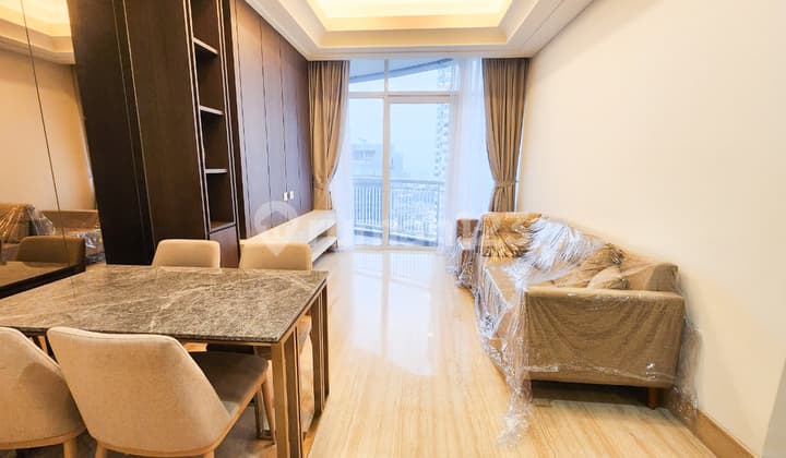 South Hills High Floor Coldwell Banker