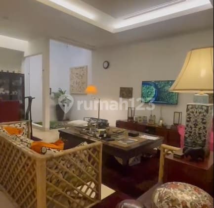 Rumah Lux Modern di Bale Pakuan, Ciumbuleuit
