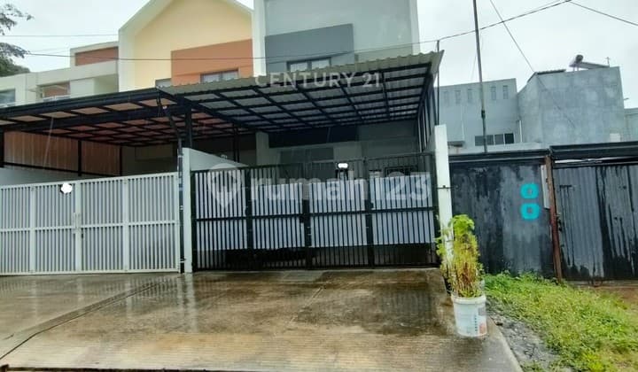 Rumah Gaya Modern Bebas Banjir Lokasi Kavling Dki Jakarta Barat