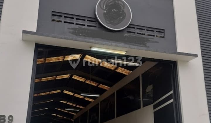 Gudang Siap Pakai untuk Kapasitas Besar di Taman Tekno BSD