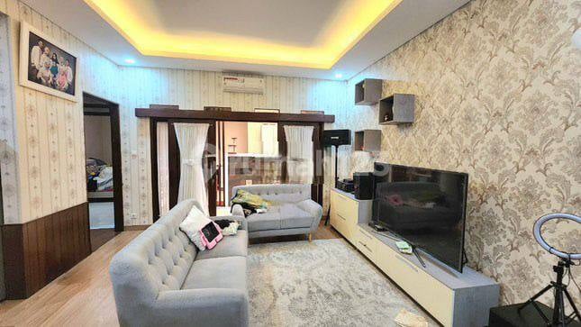 Rumah Bagus Full Furnish di Komplek Senam Indah Antapani