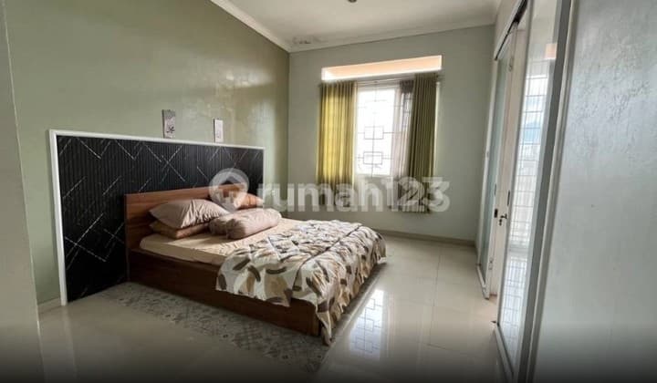 Rumah Bagus Siap Huni 2 Lantai di Arcamanik Dekat Griya