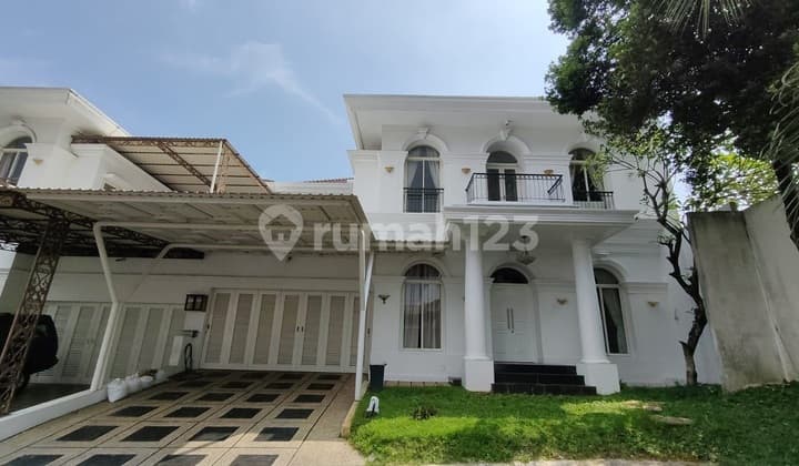 Luxury House With Swimming Pool Near International School