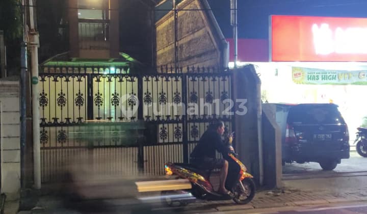 Dijual Rumah Kantor Lokasi Bagus Di Utan Kayu Utara Jakarta Timur