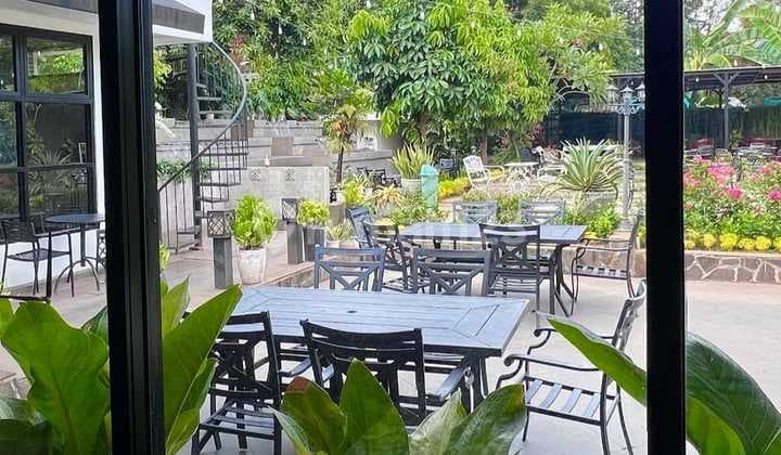 For Sale: Restaurant and 4 Padel Courts in Kemang, South Jakarta