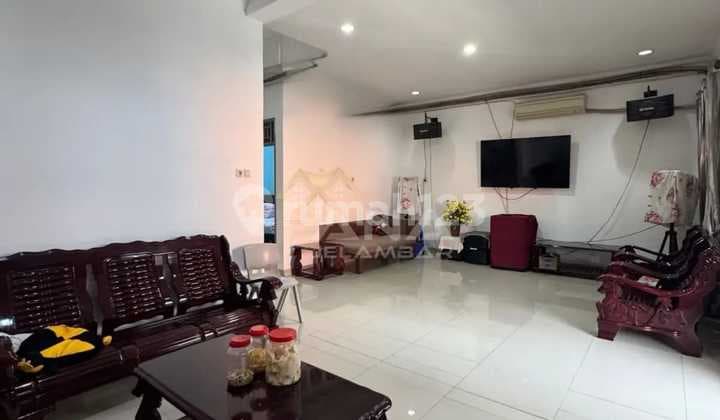 Dijual Cepat Rumah 2,5 Lantai di Jelambar