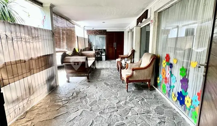 Dijual Rumah 2 Lantai Dengan 18 Kamar di Cipete, Jakarta Selatan